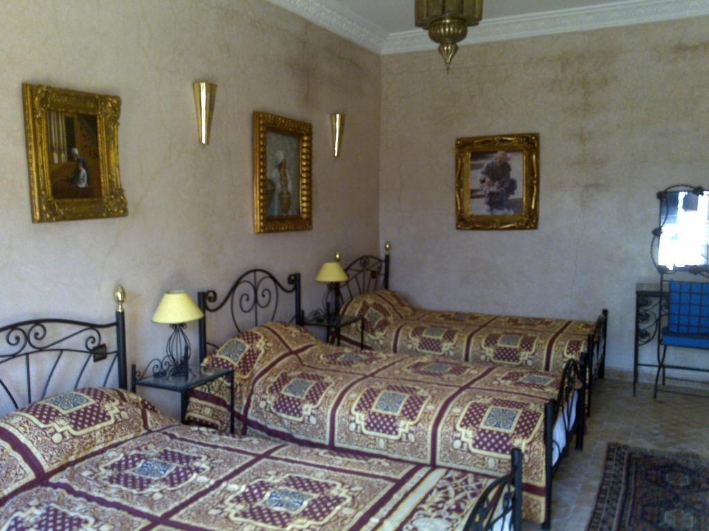 Hotel Riad L' Arganier D' Or Ait el Rhazi Ruang foto